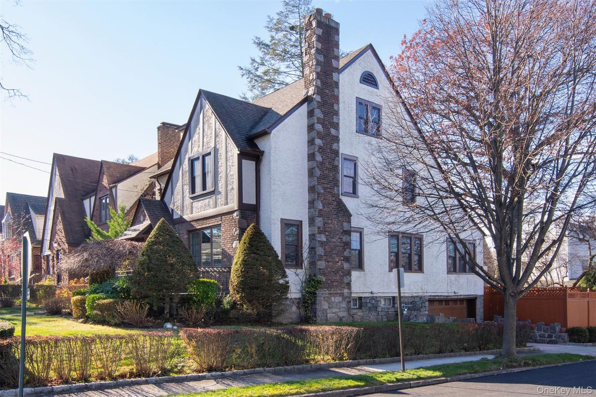 Exterior, Facade, Tudor Revival
