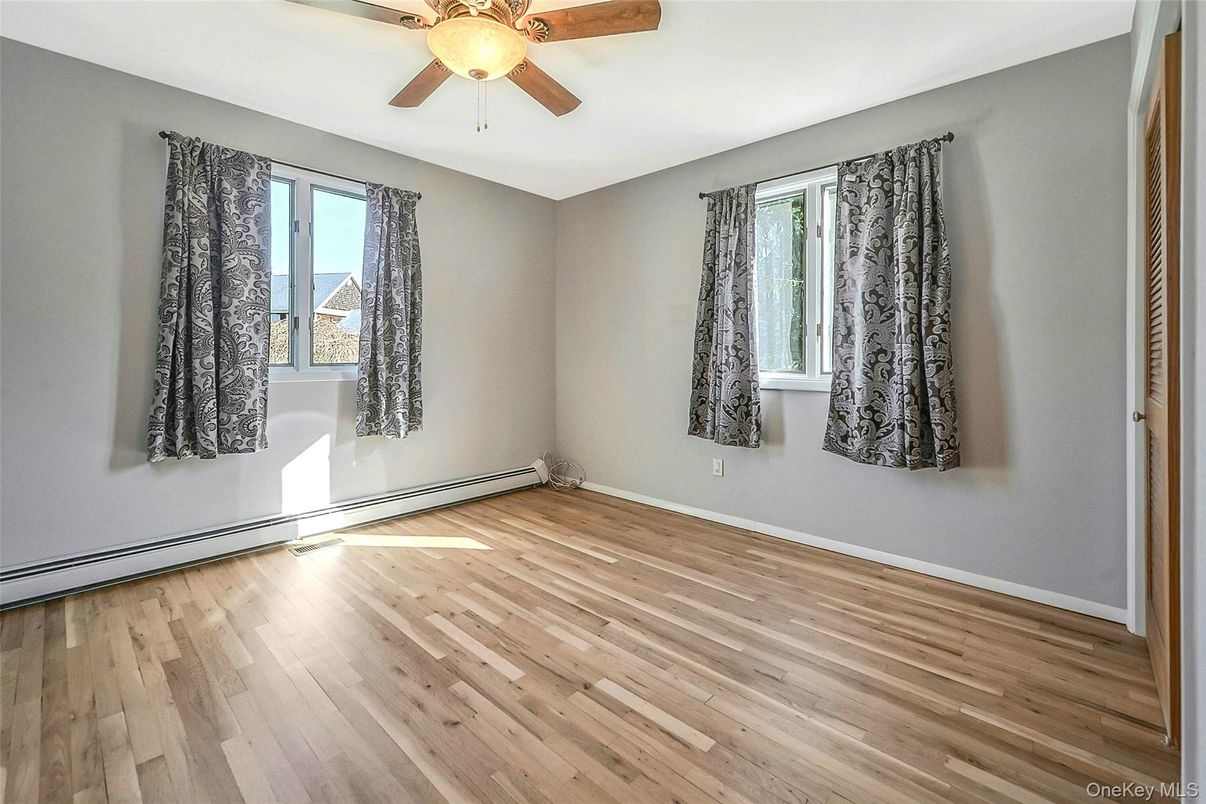 DE Listing image placeholder