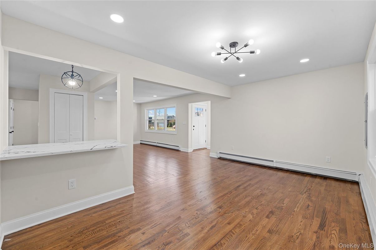 Empty room, Interior, Pendant Lights, Recessed Lighting, Wood Texture Flooring