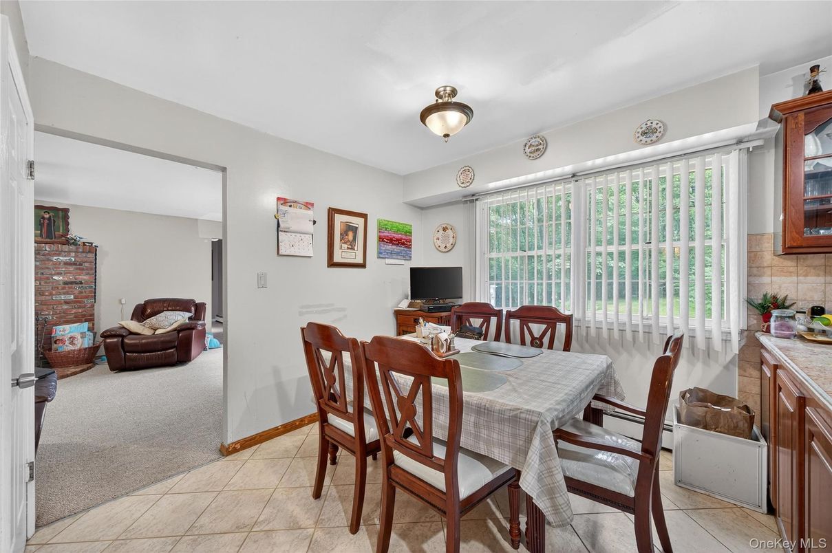 Dining room, Interior