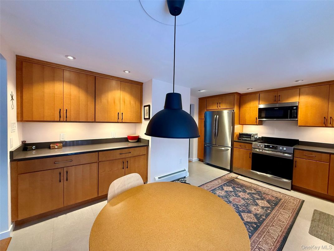 Interior, Kitchen, Pendant Lights, Recessed Lighting, Stainless Steel Appliances