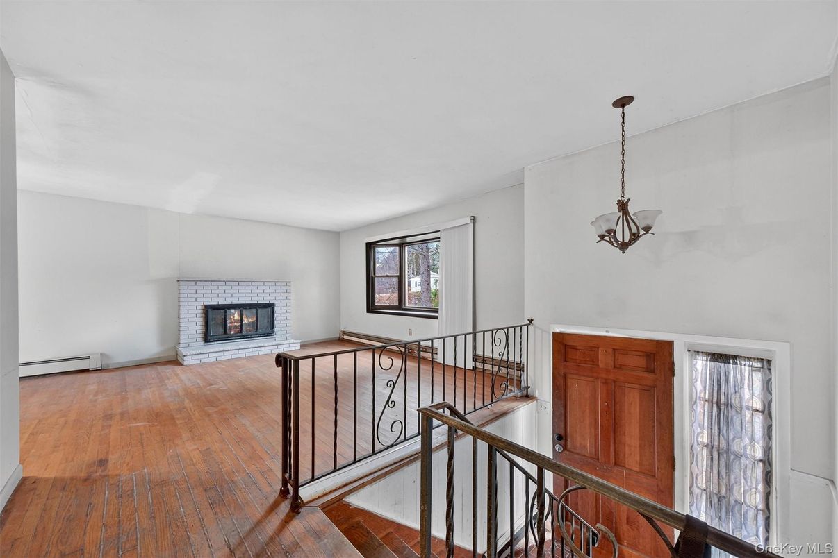 Fireplace, Interior, Pendant Lights, Wood Texture Flooring