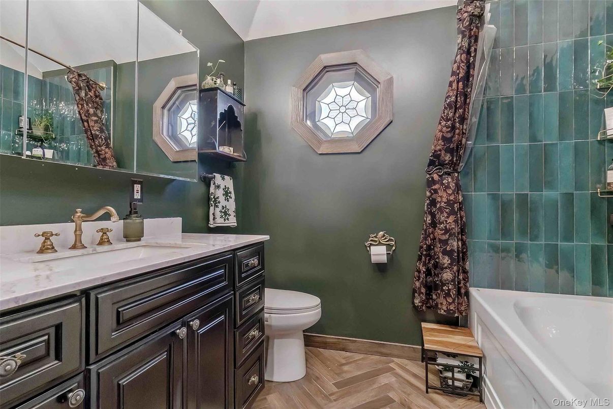 Bathroom, Interior, Wood Texture Flooring