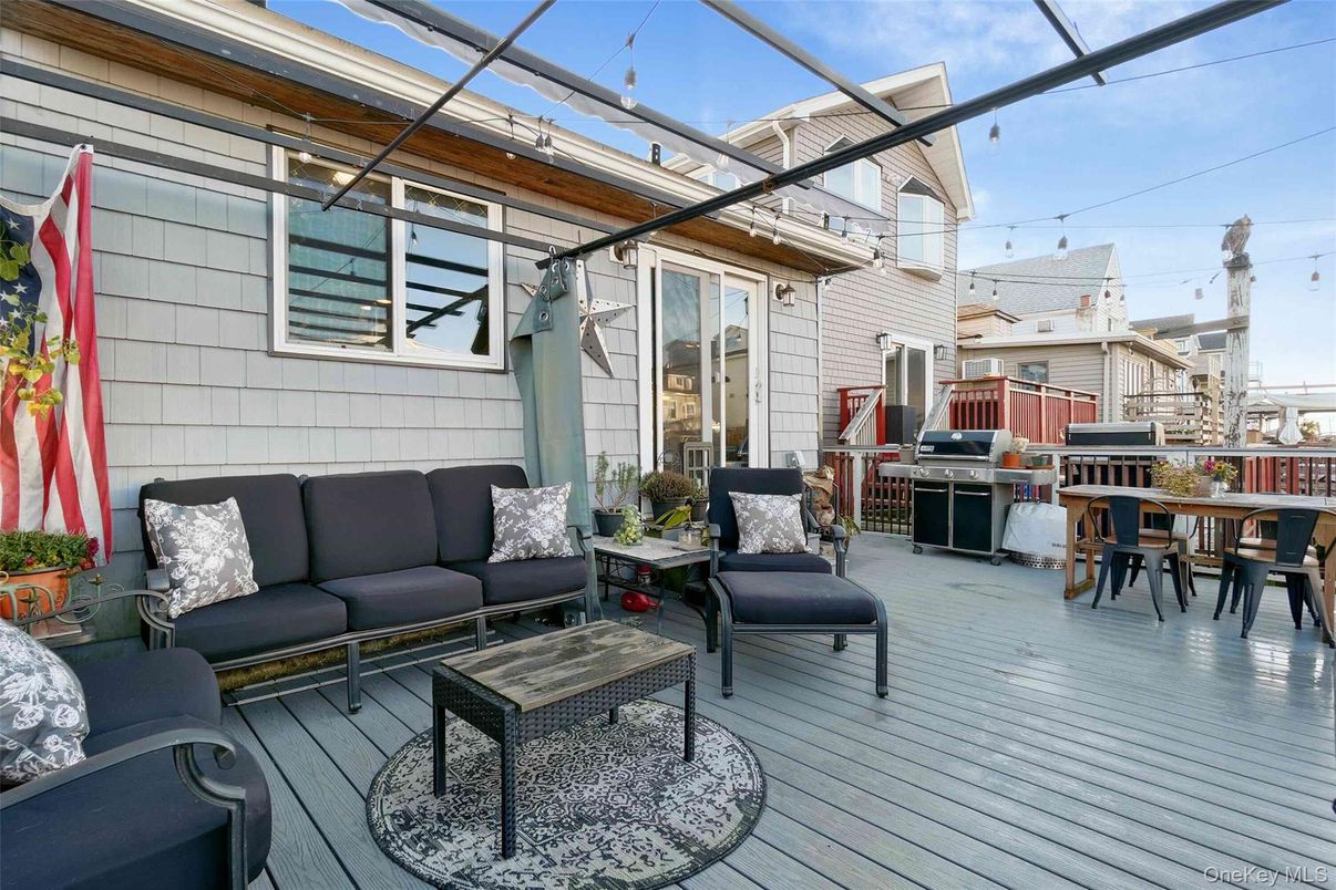 Exterior, Glass Ceilings, Sun Room