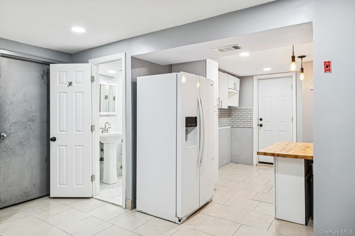 Interior, Kitchen, Pendant Lights, Recessed Lighting