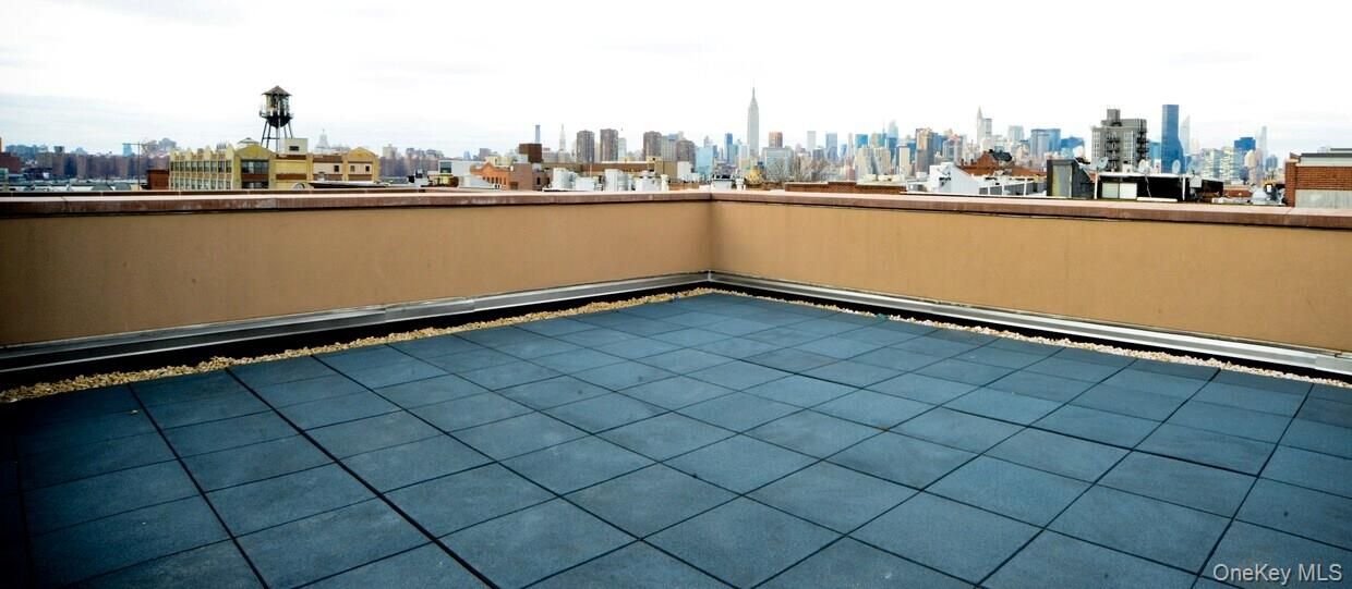 Exterior, Other, Skyline