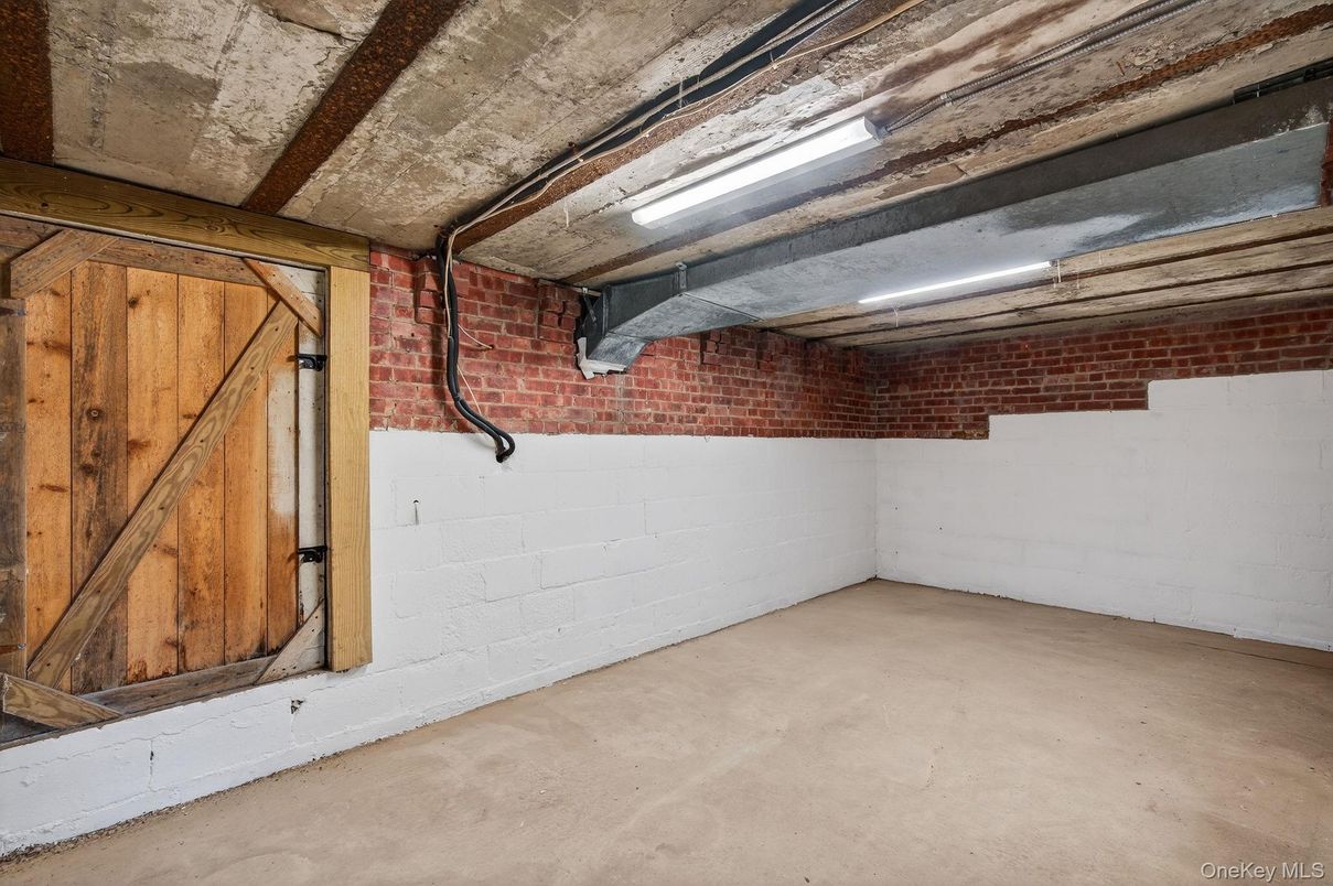 Empty room, Interior, Stone Walls