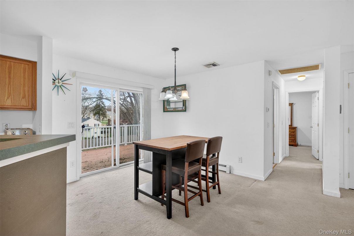 Dining room, Interior, Pendant Lights