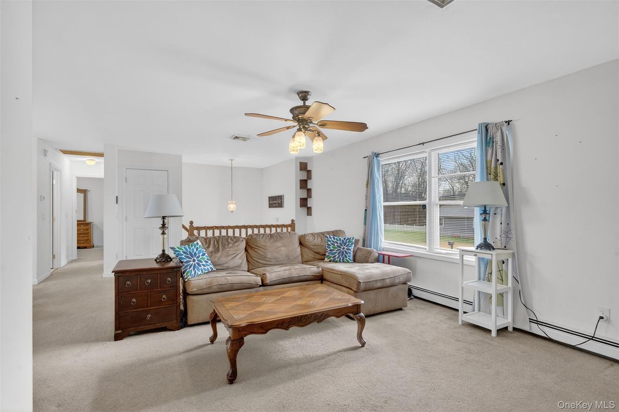 Interior, Living room, Pendant Lights