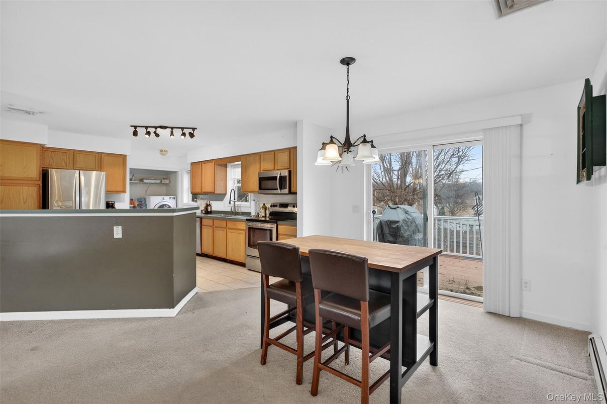 Interior, Kitchen, Pendant Lights, Stainless Steel Appliances