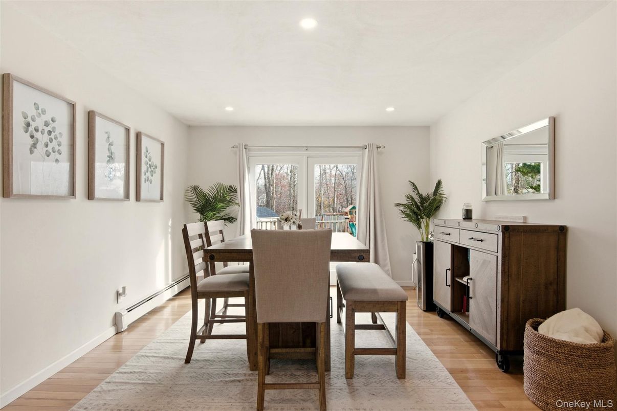 Dining room, Interior, Recessed Lighting, Wood Texture Flooring