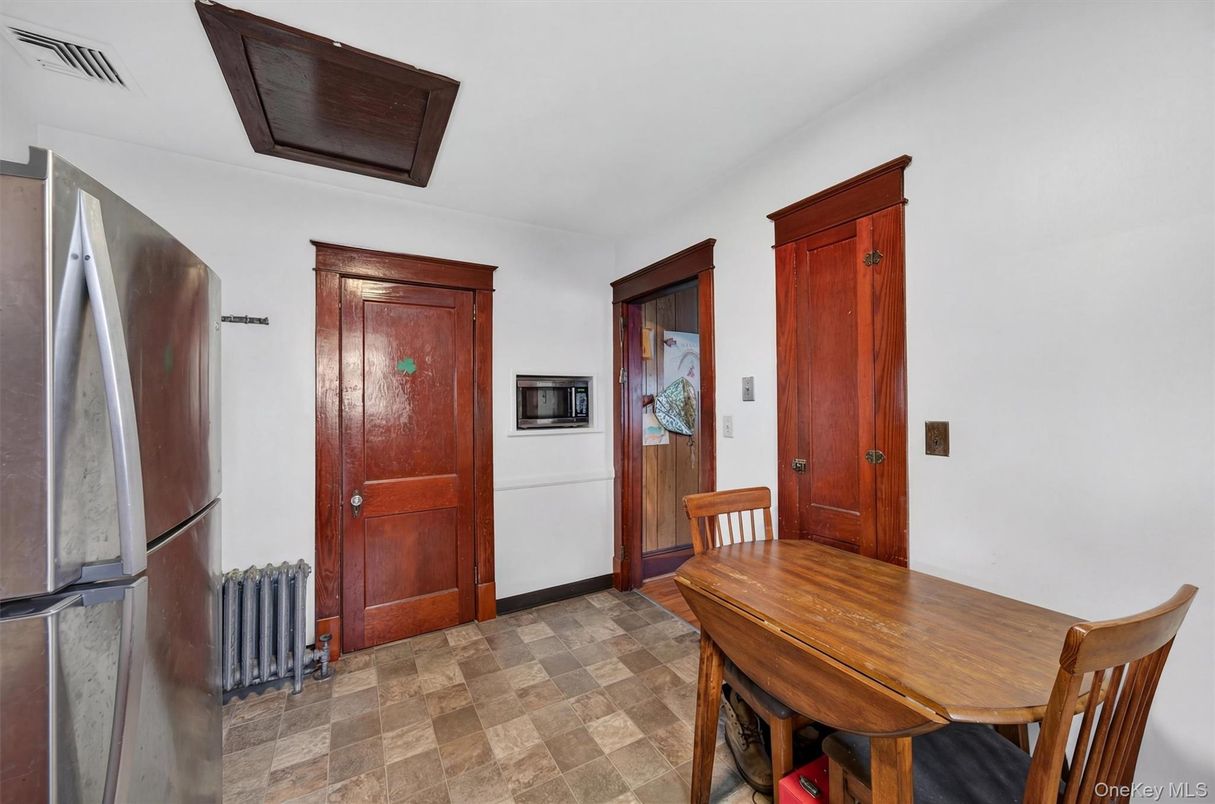Dining room, Interior