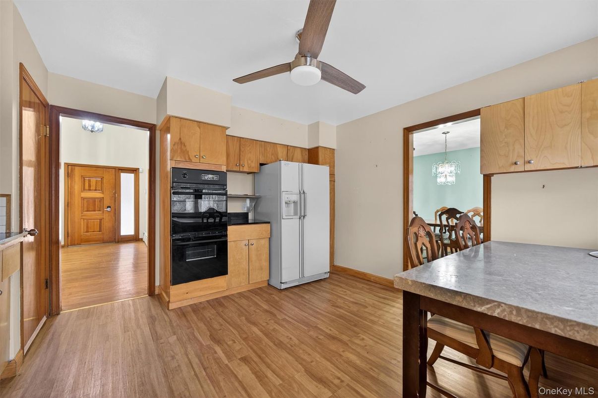 Chandelier, Dining room, Interior, Kitchen, Wood Texture Flooring