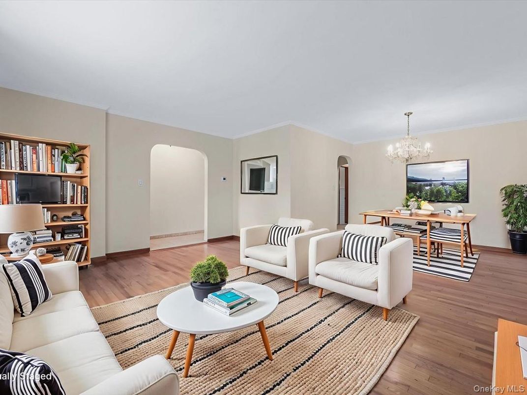 Chandelier, Dining room, Interior, Living room, Wood Texture Flooring