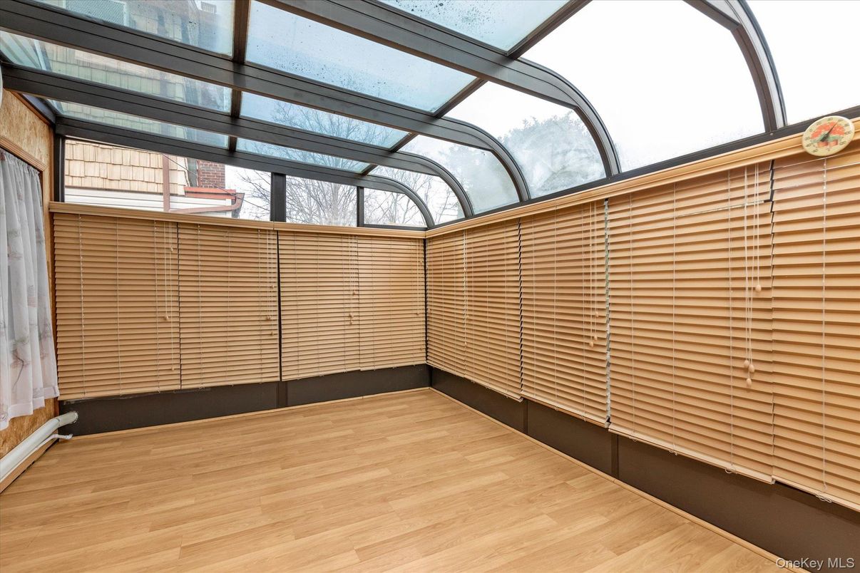 Glass Ceilings, Interior, Sun Room, Wood Texture Flooring