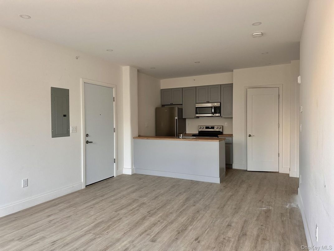 DE Listing image placeholder