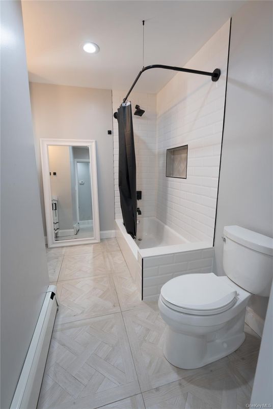 Bathroom, Interior, Recessed Lighting