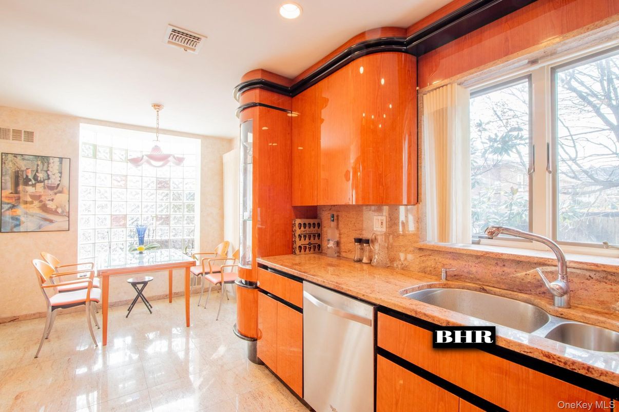 Dining room, Interior, Kitchen, Recessed Lighting