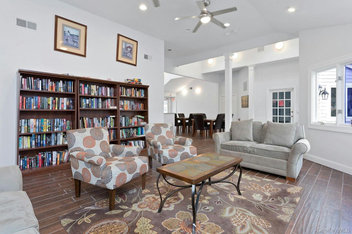 Dining room, Interior, Living room, Recessed Lighting, Wood Texture Flooring