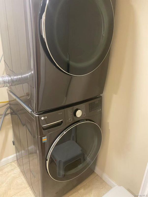 Interior, Utility Closets, Washer