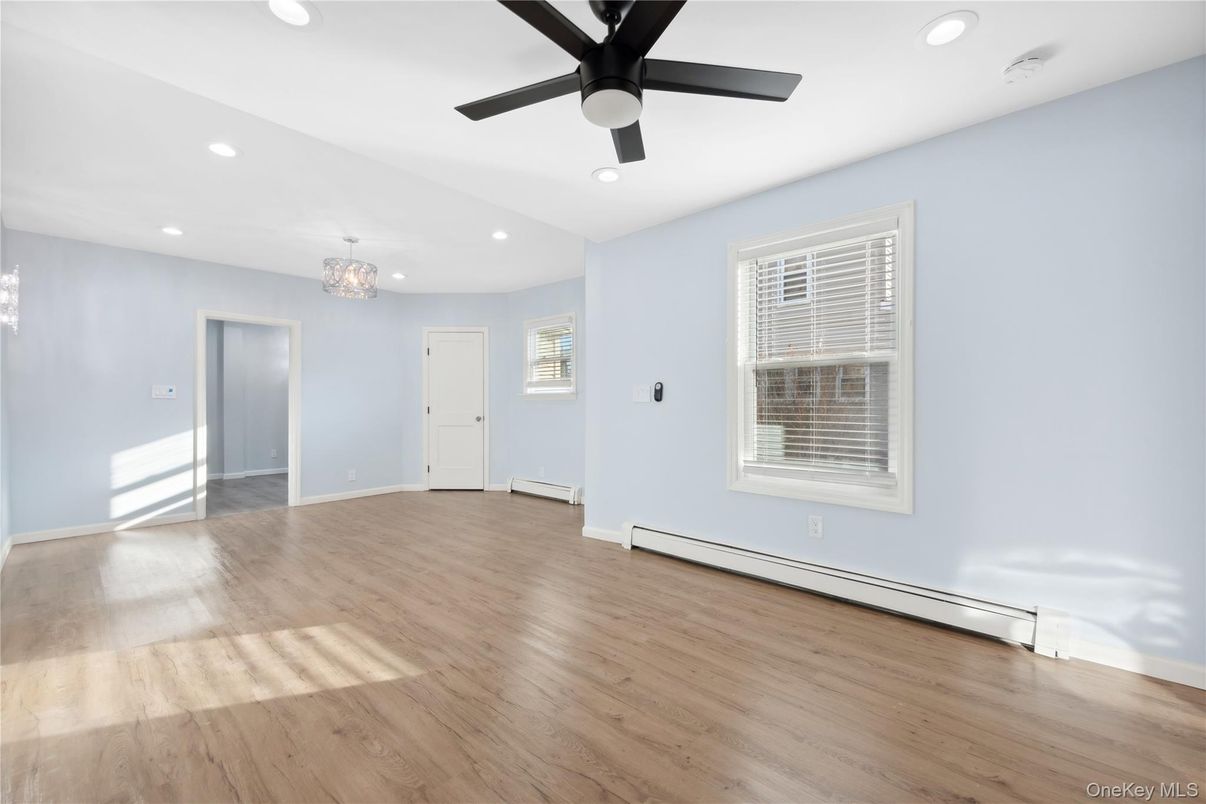 Chandelier, Empty room, Interior, Recessed Lighting, Wood Texture Flooring