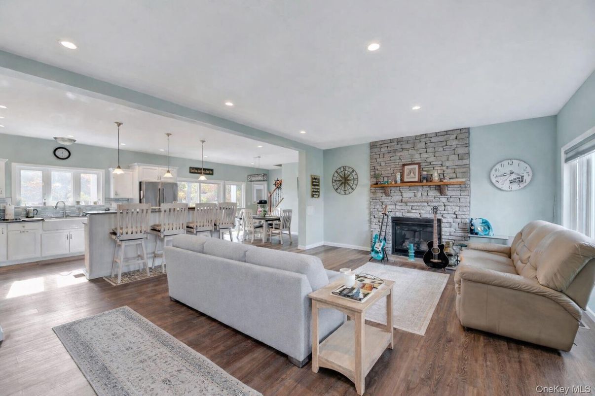 DE Listing image placeholder