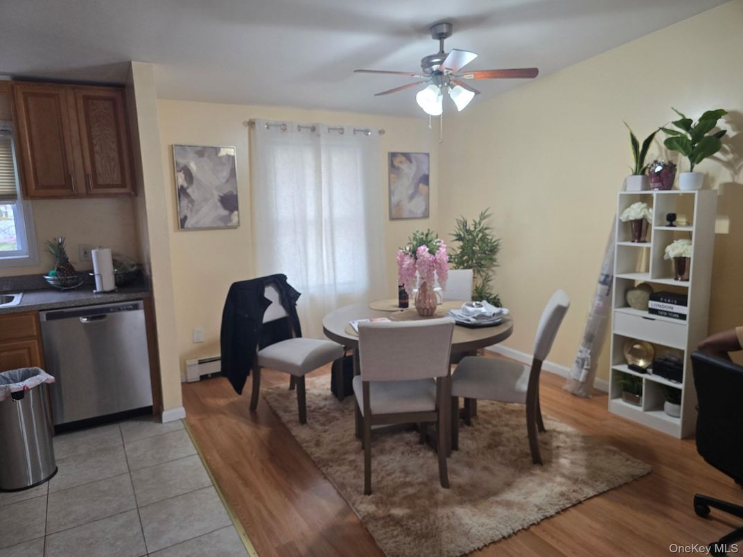 Dining room, Interior, Wood Texture Flooring