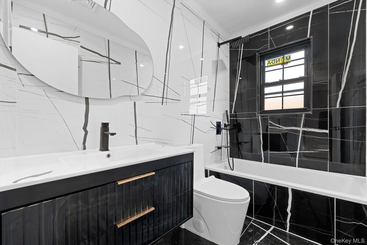 Bathroom, Interior, Marble Walls, Recessed Lighting