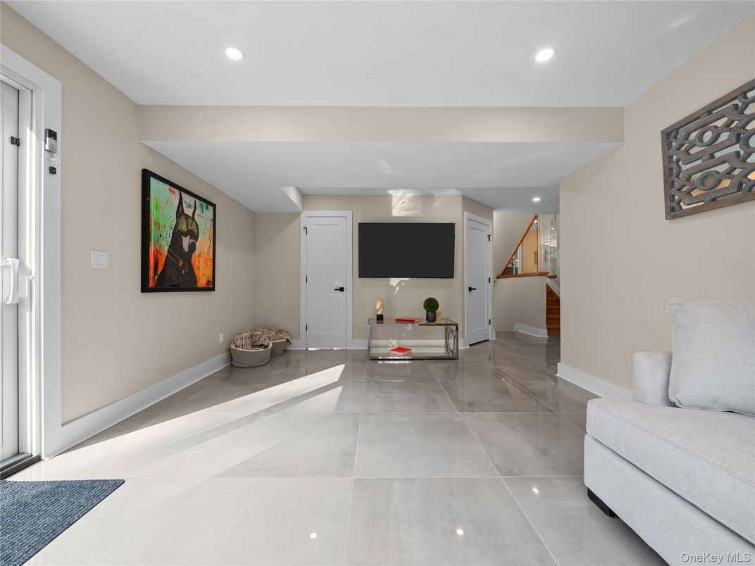 Interior, Recessed Lighting