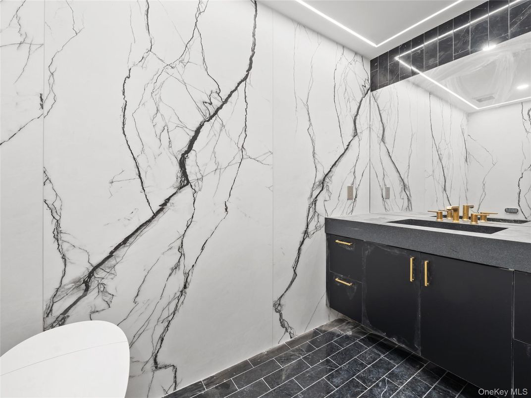 Bathroom, Interior, Marble Walls, Recessed Lighting