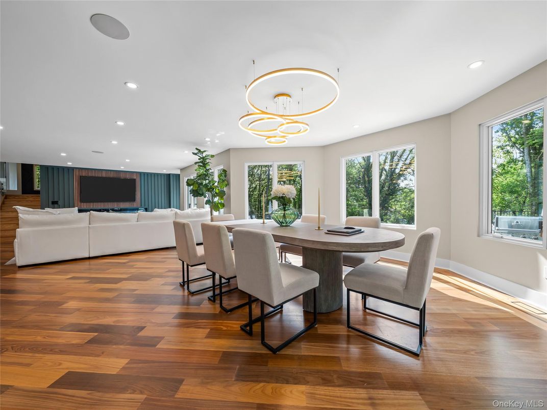 Dining room, Interior, Living room, Pendant Lights, Recessed Lighting, Wood Texture Flooring