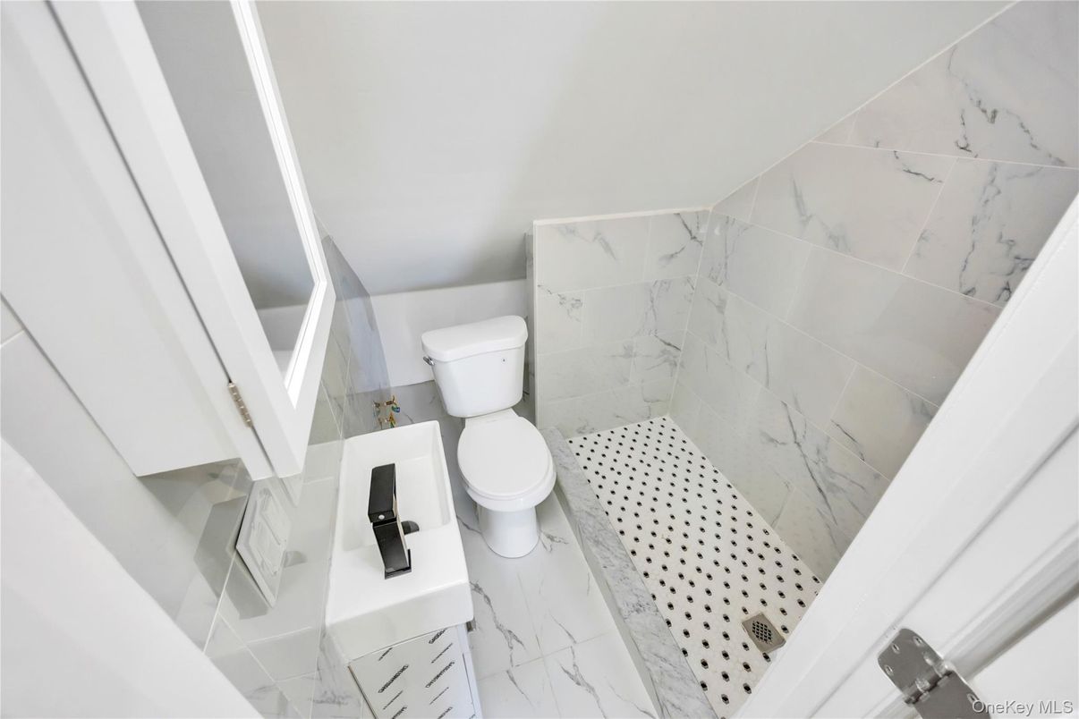 Bathroom, Interior, Marble, Marble Walls