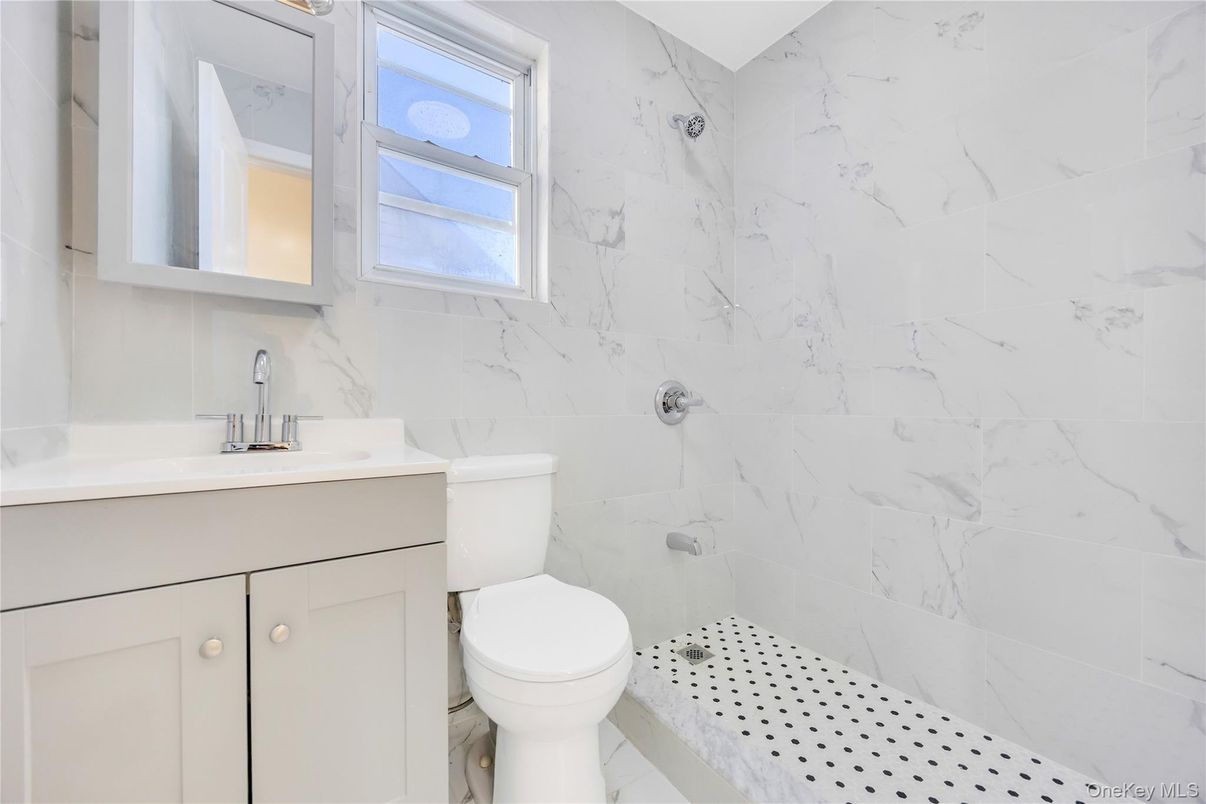 Bathroom, Interior, Marble, Marble Walls