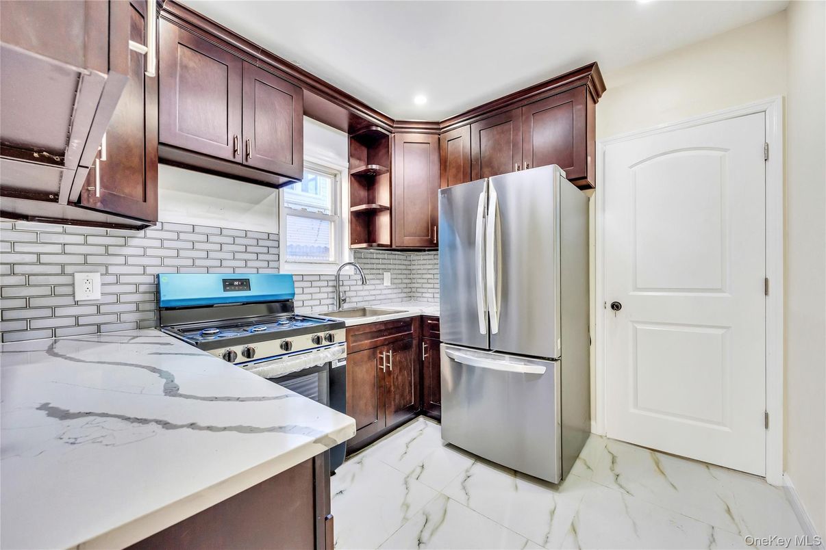 Interior, Kitchen, Marble, Recessed Lighting