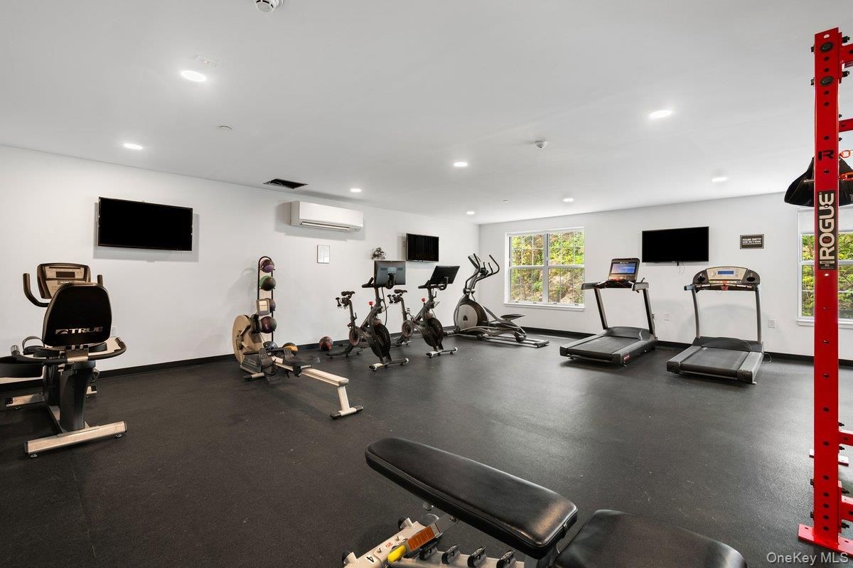 Fitness Equipment, Interior, Recessed Lighting