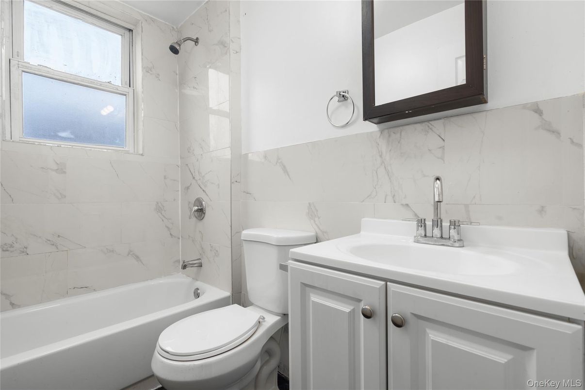 Bathroom, Interior, Marble Walls