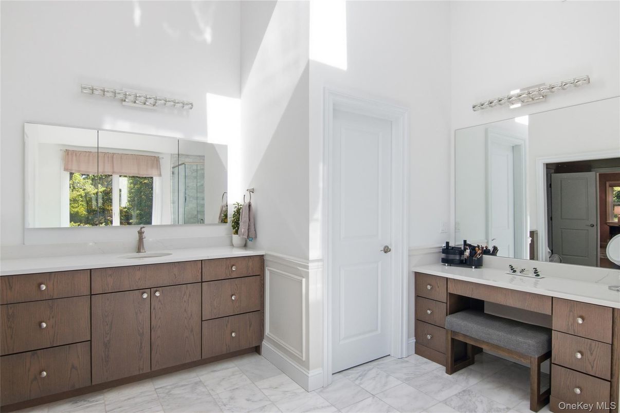 Bathroom, Dual Sink Vanities, Interior, Marble