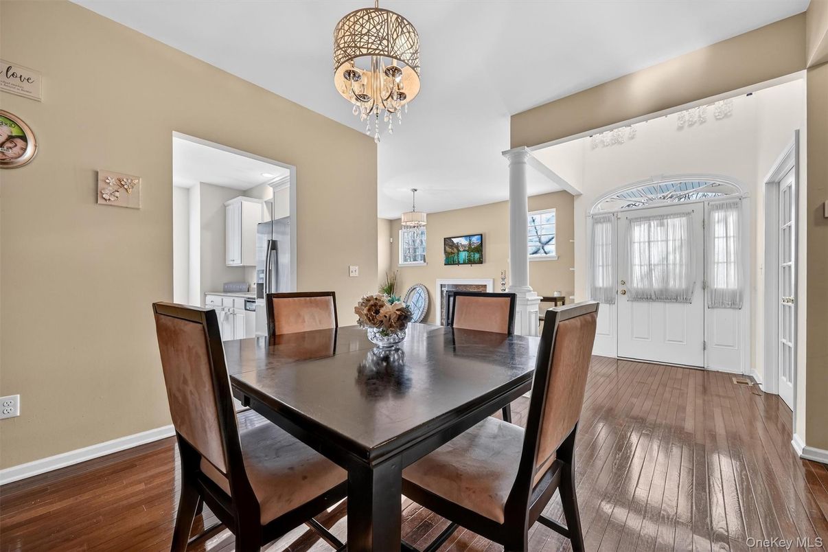 Chandelier, Dining room, Interior, Pendant Lights, Wood Texture Flooring
