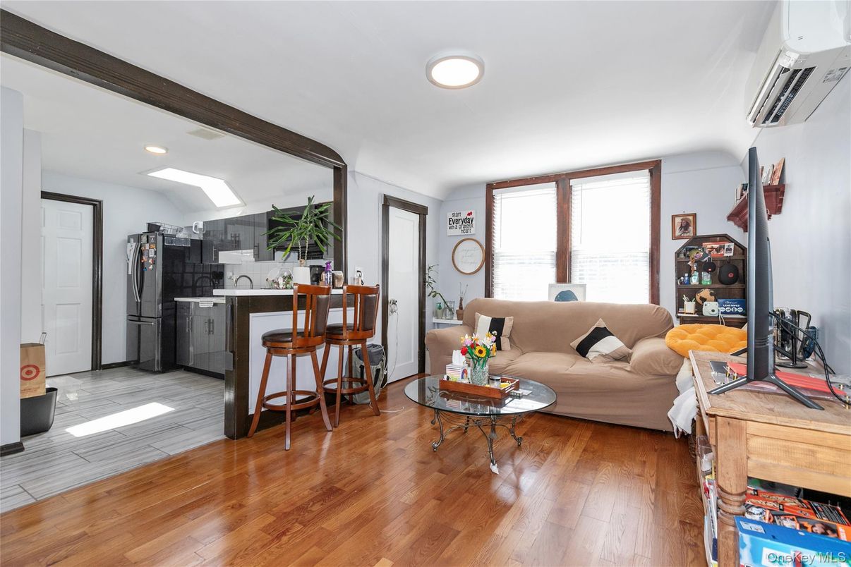 Interior, Kitchen, Living room, Recessed Lighting, Wood Texture Flooring