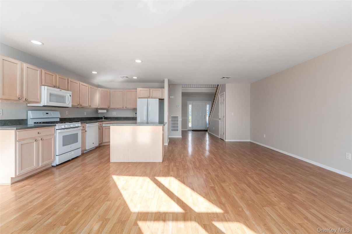 DE Listing image placeholder