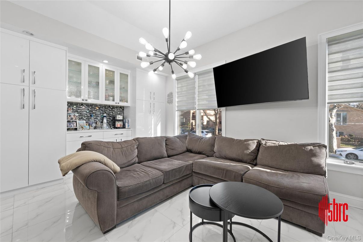 Interior, Living room, Marble, Pendant Lights