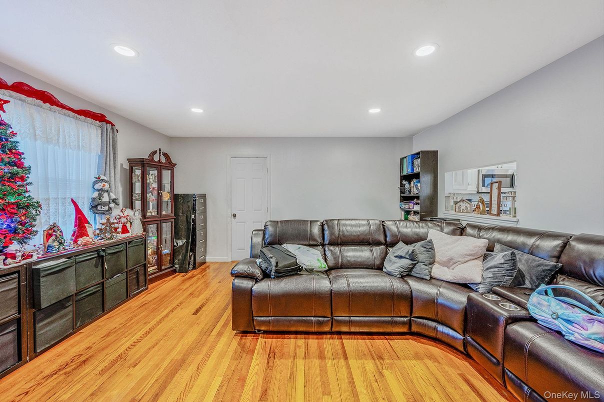 DE Listing image placeholder