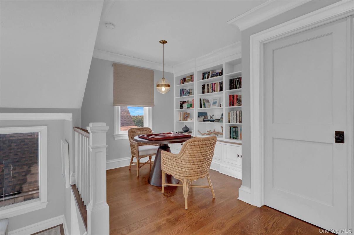 Home Office, Interior, Pendant Lights, Wood Texture Flooring