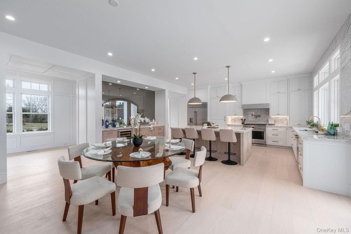 Dining room, Interior, Kitchen, Pendant Lights, Recessed Lighting, Stainless Steel Appliances, Wood Texture Flooring