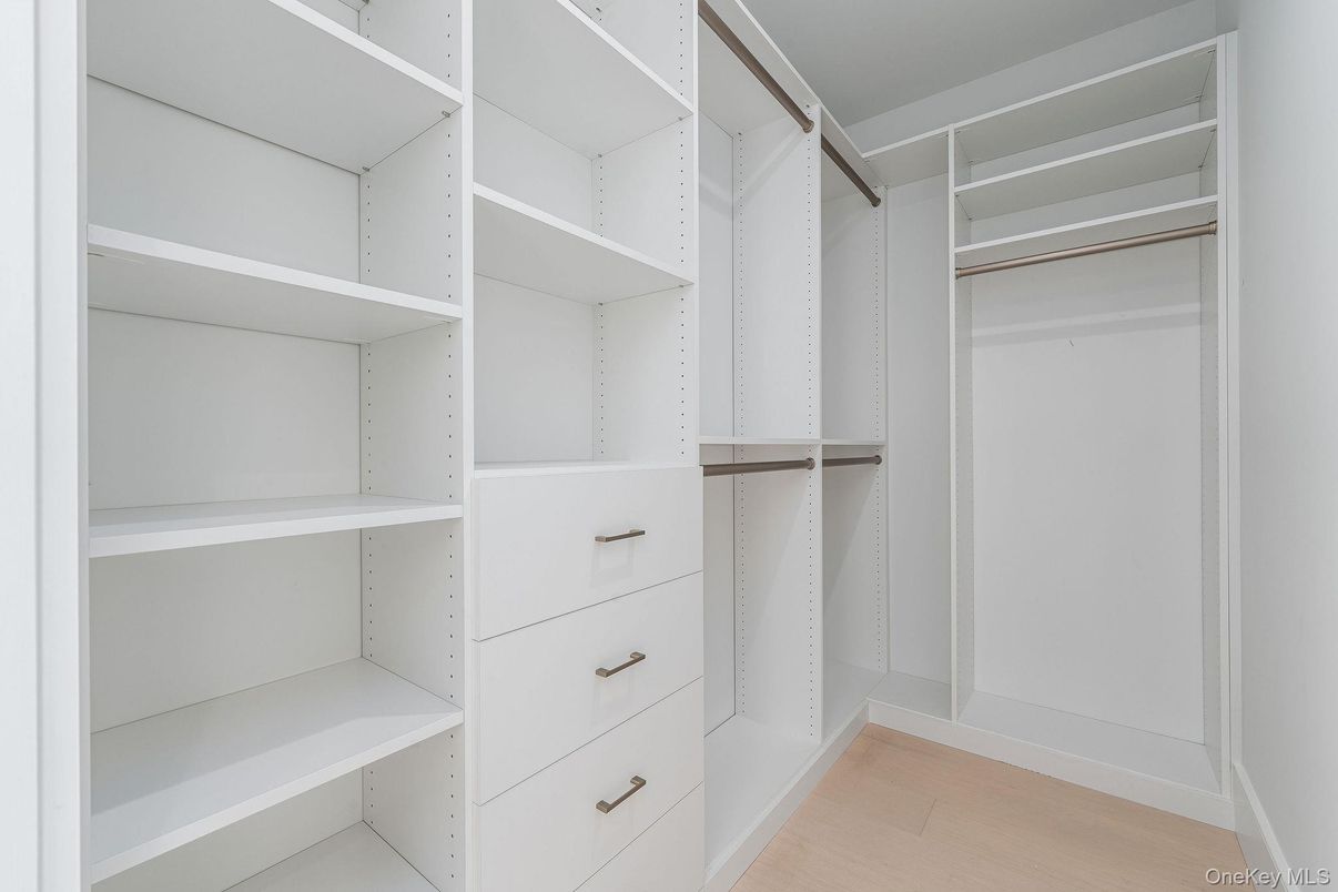 Interior, Walk-in Closets, Wood Texture Flooring