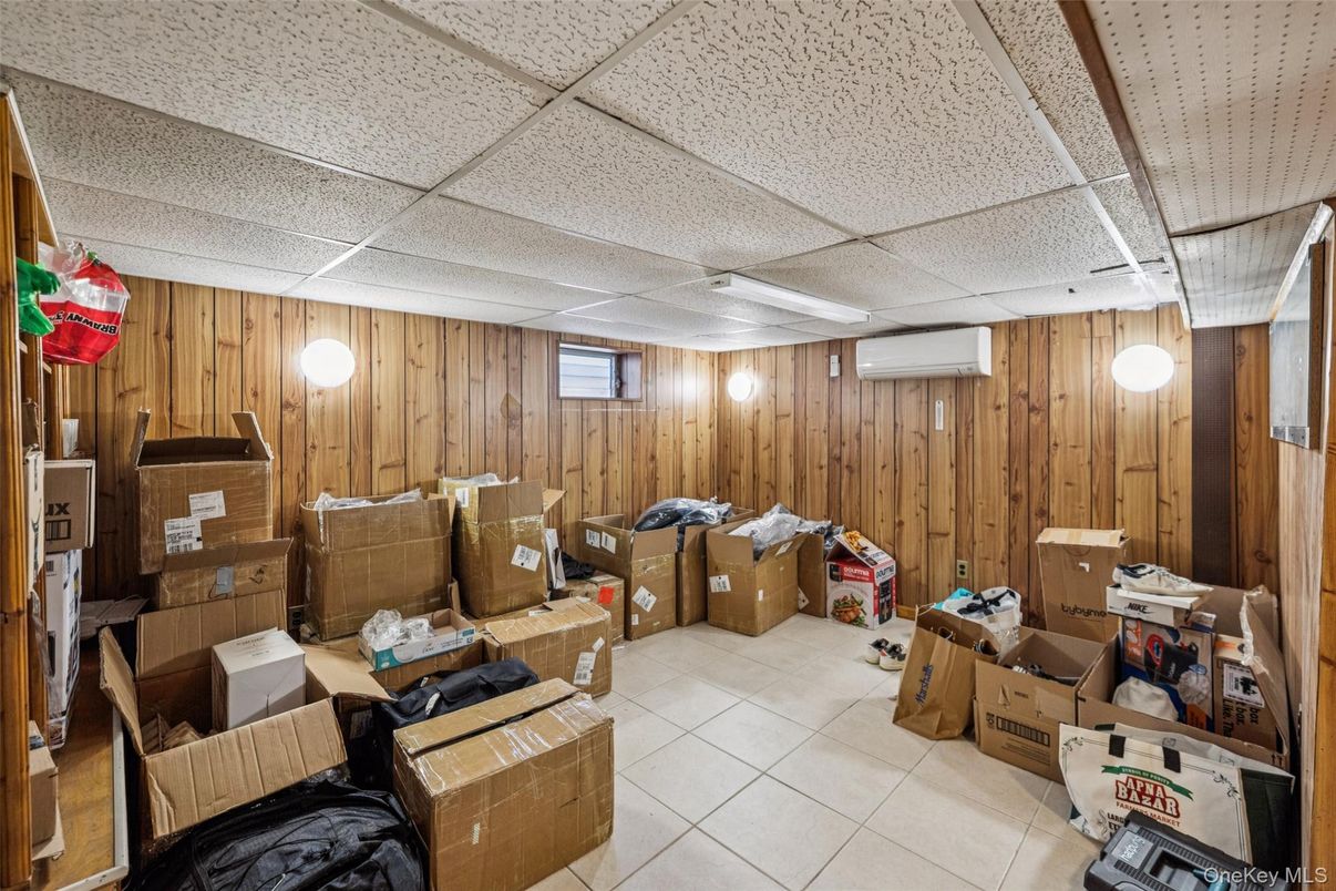 Interior, Wooden Walls