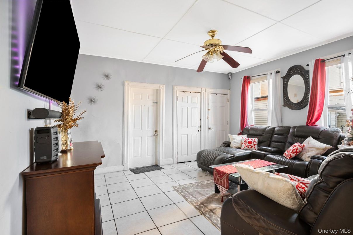 DE Listing image placeholder