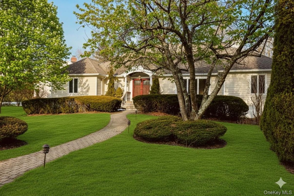 Backyard, Exterior, Facade, French Provincial
