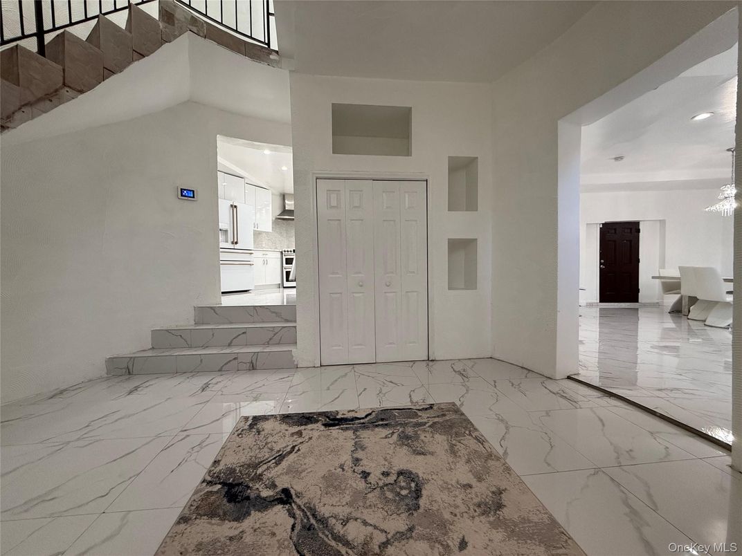 DE Listing image placeholder