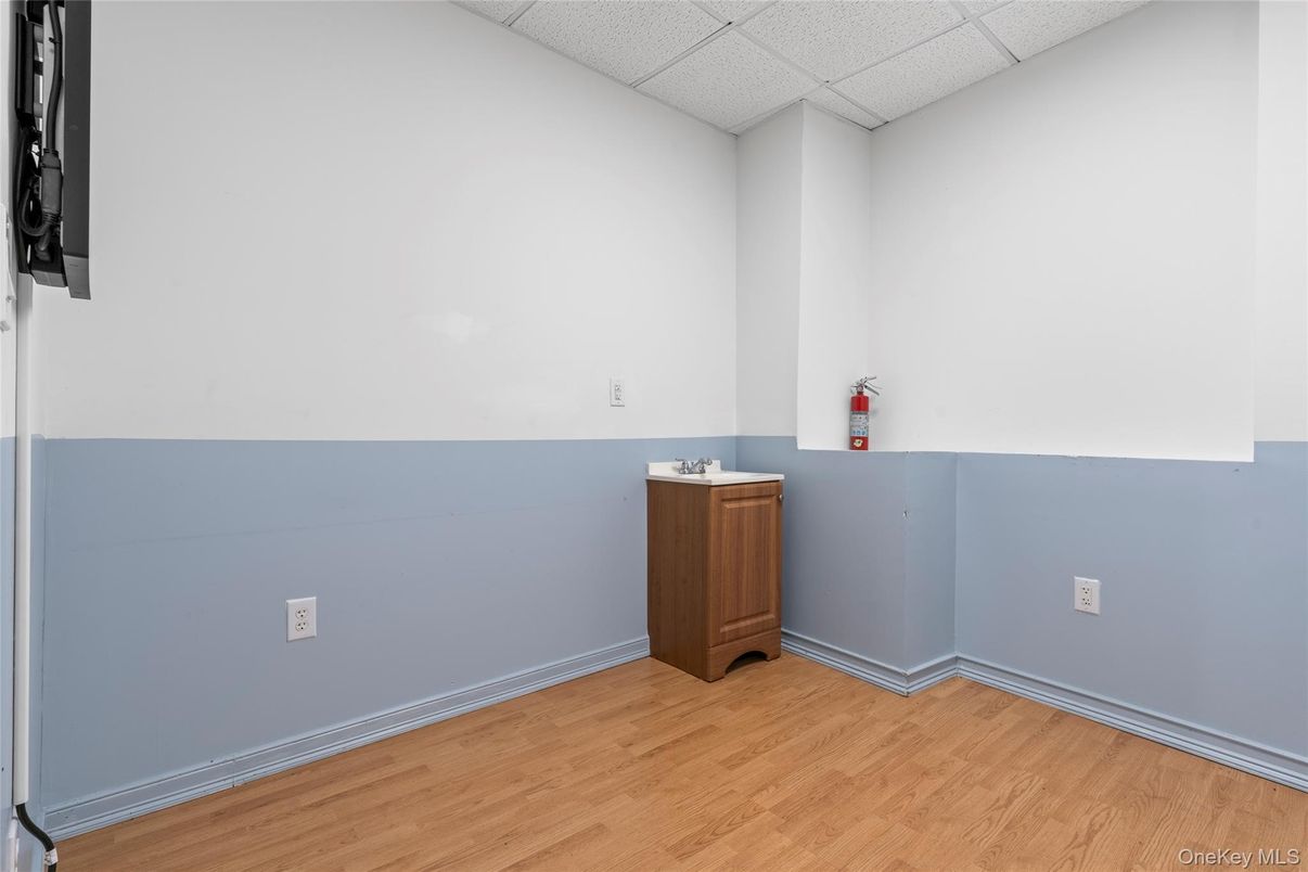 DE Listing image placeholder